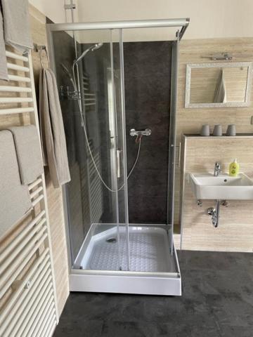 Ferienhaus Naehe Bad-Gandersheim Mit 5 Schlafzimmer Winzenburg Ngoại thất bức ảnh